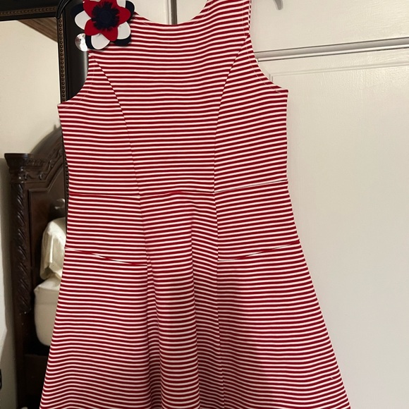 Janie and Jack - Picture 2 of 2